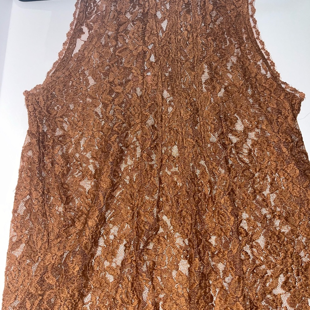 American Eagle lace top